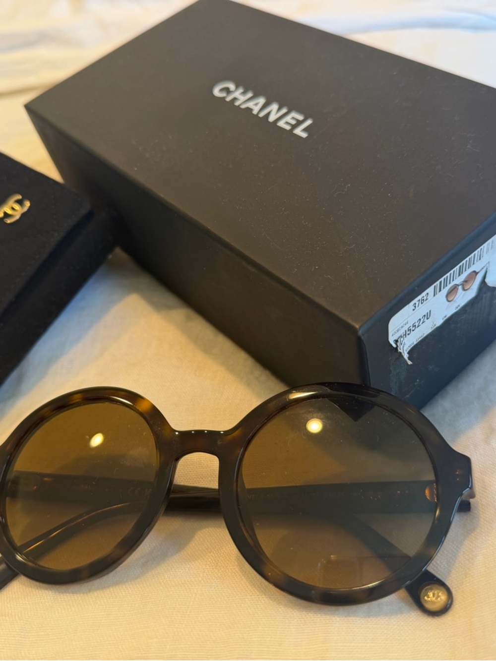 CHANEL Tortoise Shell Round Sunglasses with Brown Lenses - Picture 4 of 7